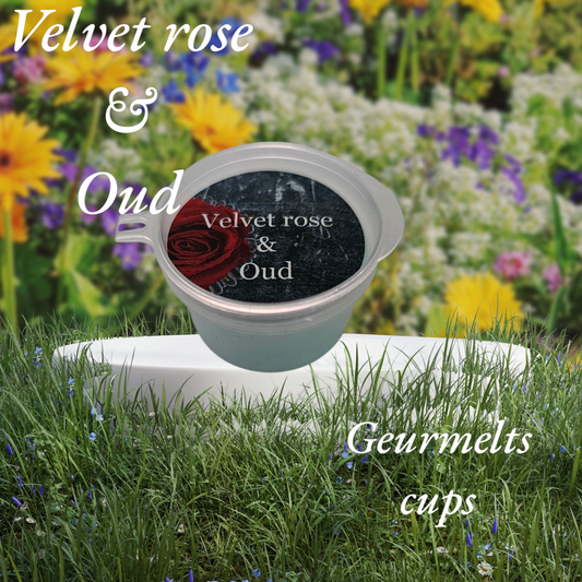 Velvet rose & oud geurmelts cups